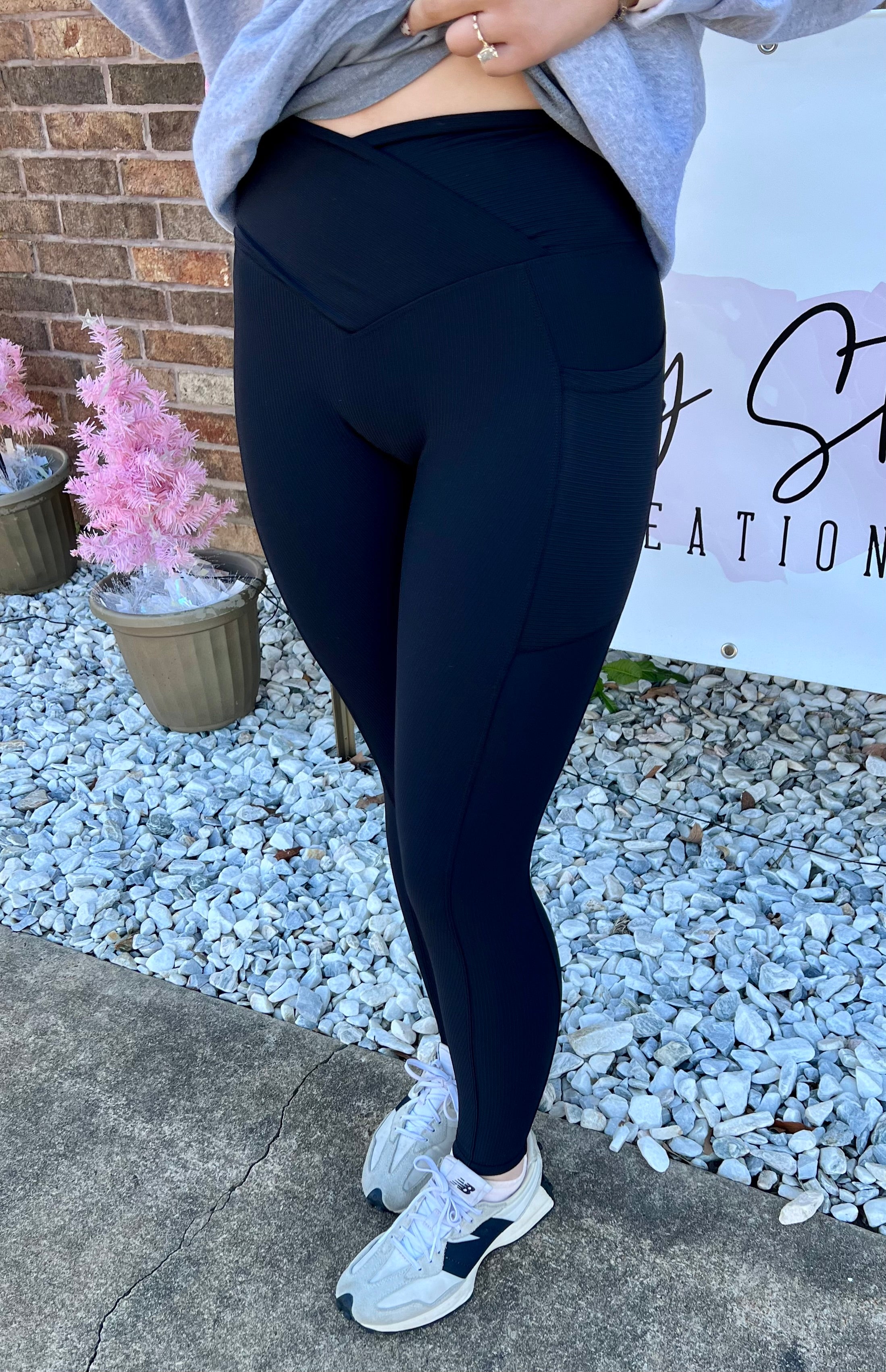 Max Sculpting Ribbed Leggings w/pockets