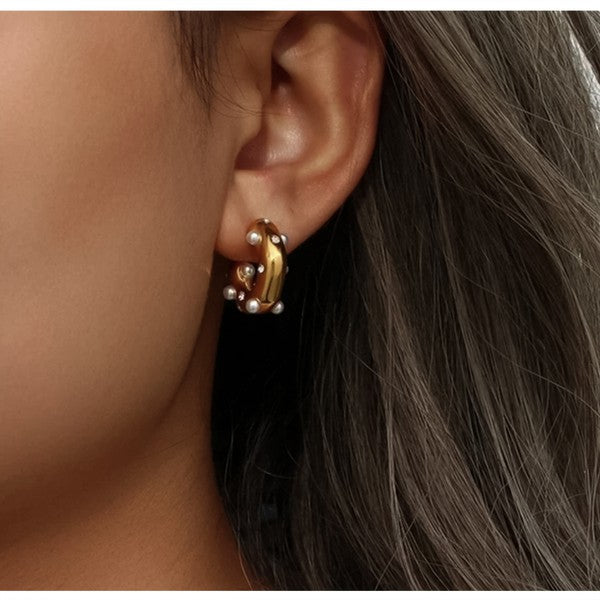 18K NON-TARNISH HOOPS WITH PEARLS