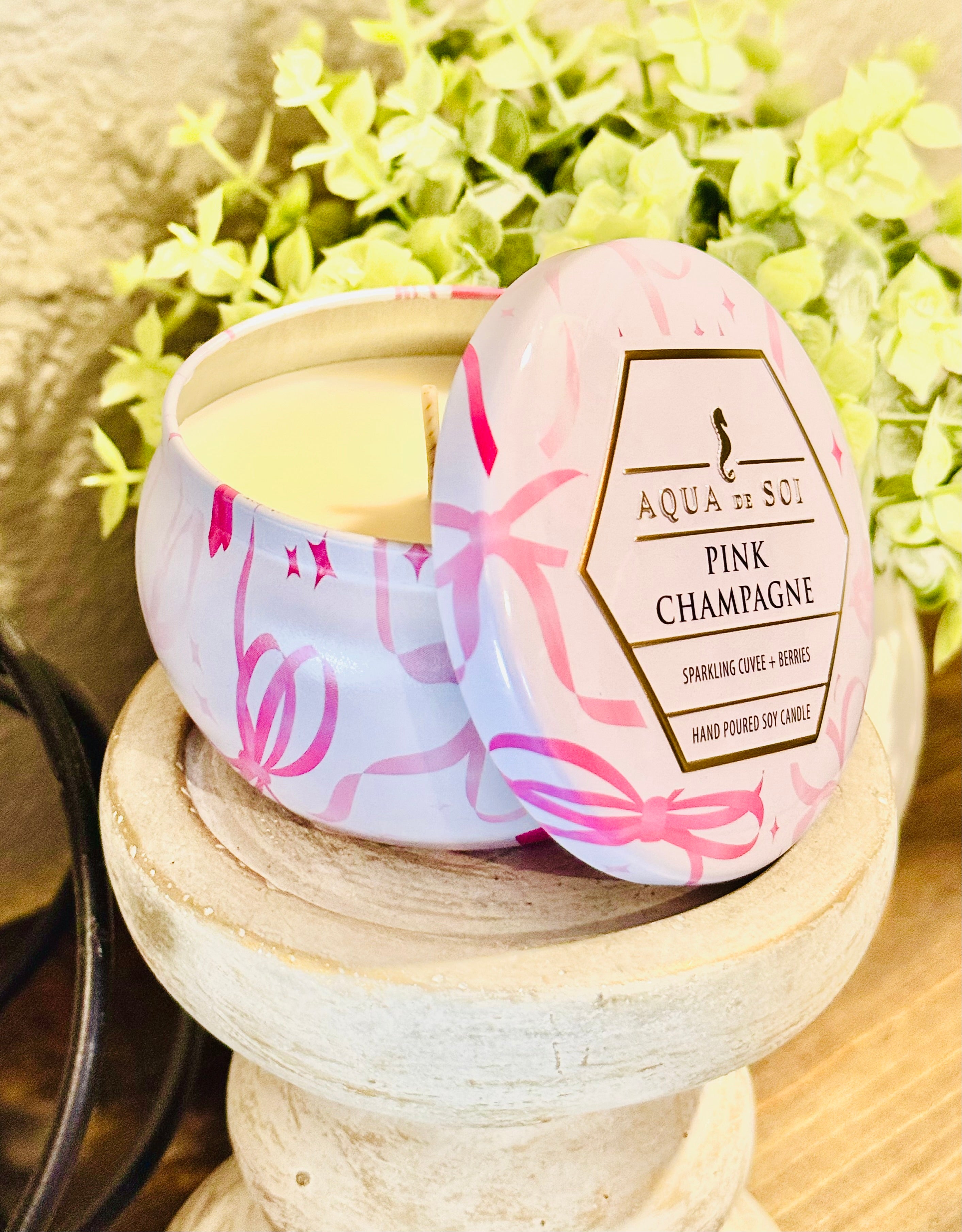 PINK CHAMPAGNE 4OZ TIN CANDLE