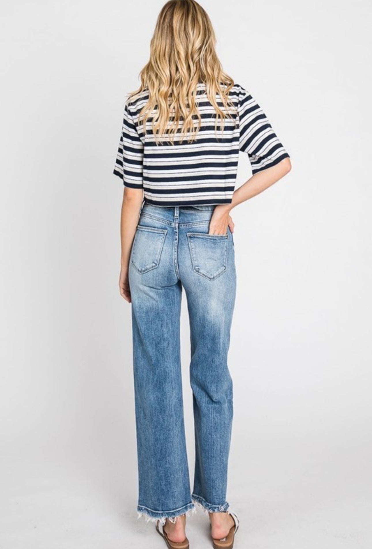 PETRA HIGH RISE CLASSIC STRAIGHT JEANS