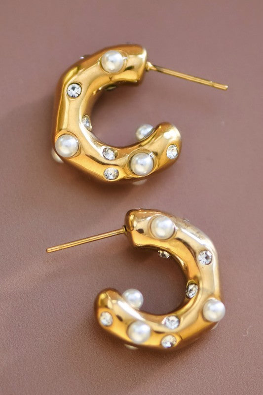 18K NON-TARNISH HOOPS WITH PEARLS