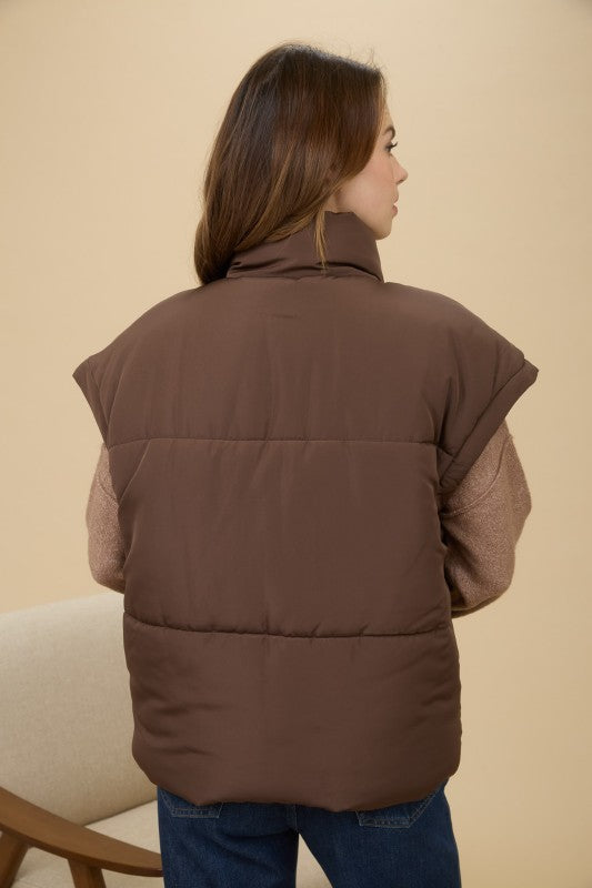 OVERSIZED SNAP BUTTON PUFFER VEST