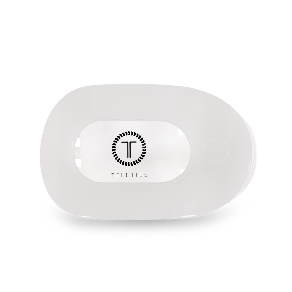 COCONUT WHITE SMALL FLAT ROUND CLIP