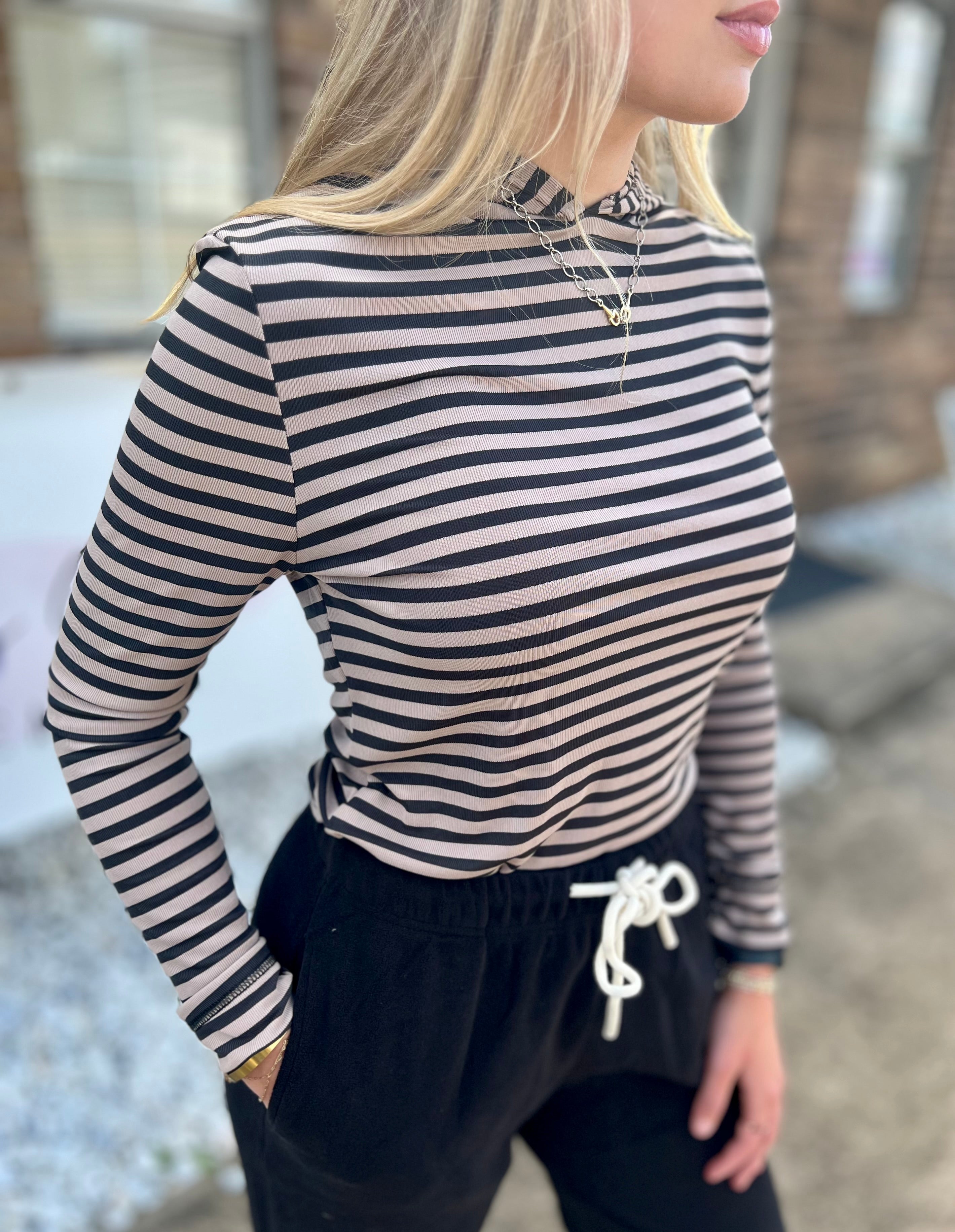 SOFT STRIPE HOODIE