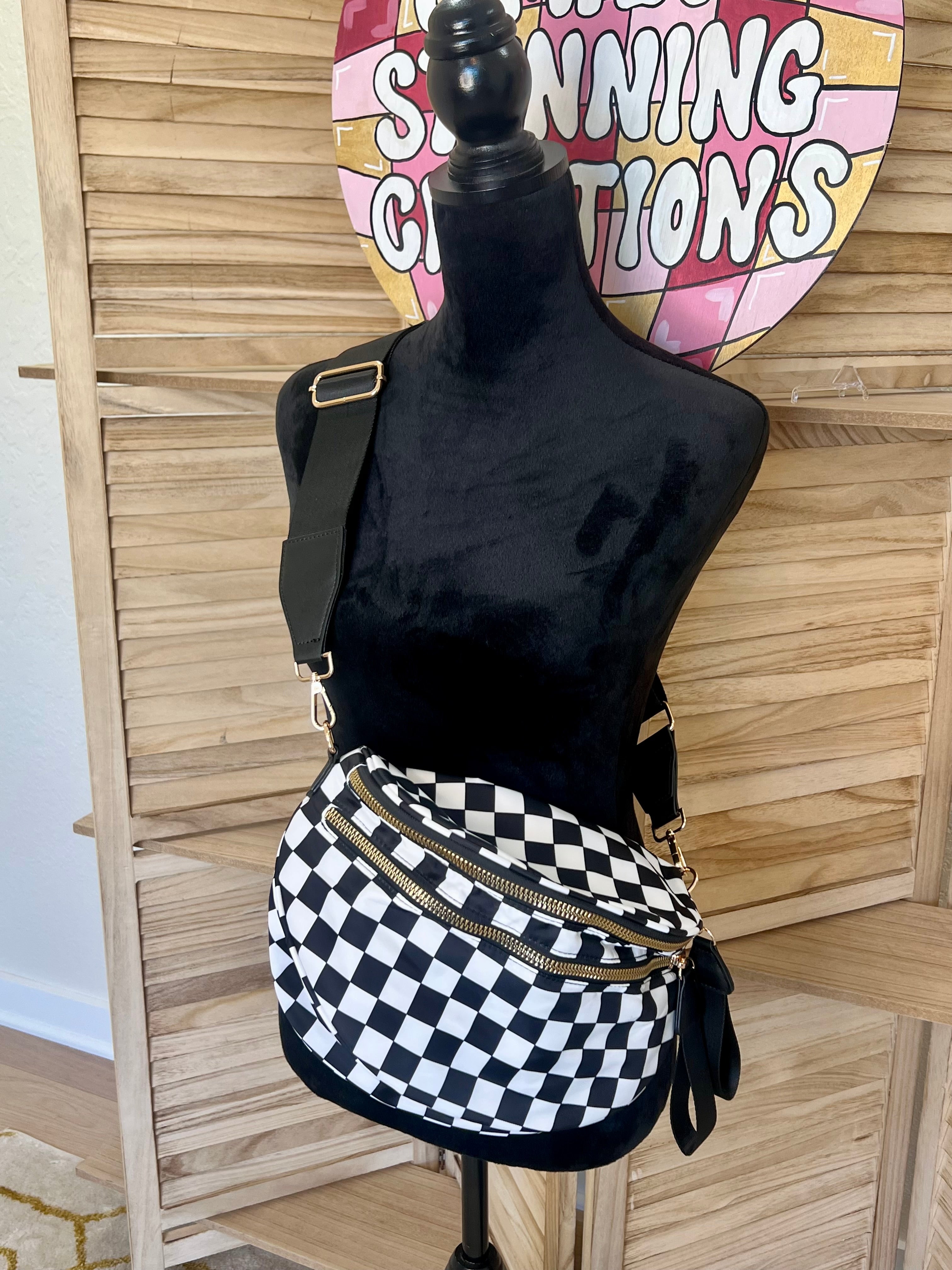 LARGE DOUBLE ZIPPER BUM BAG