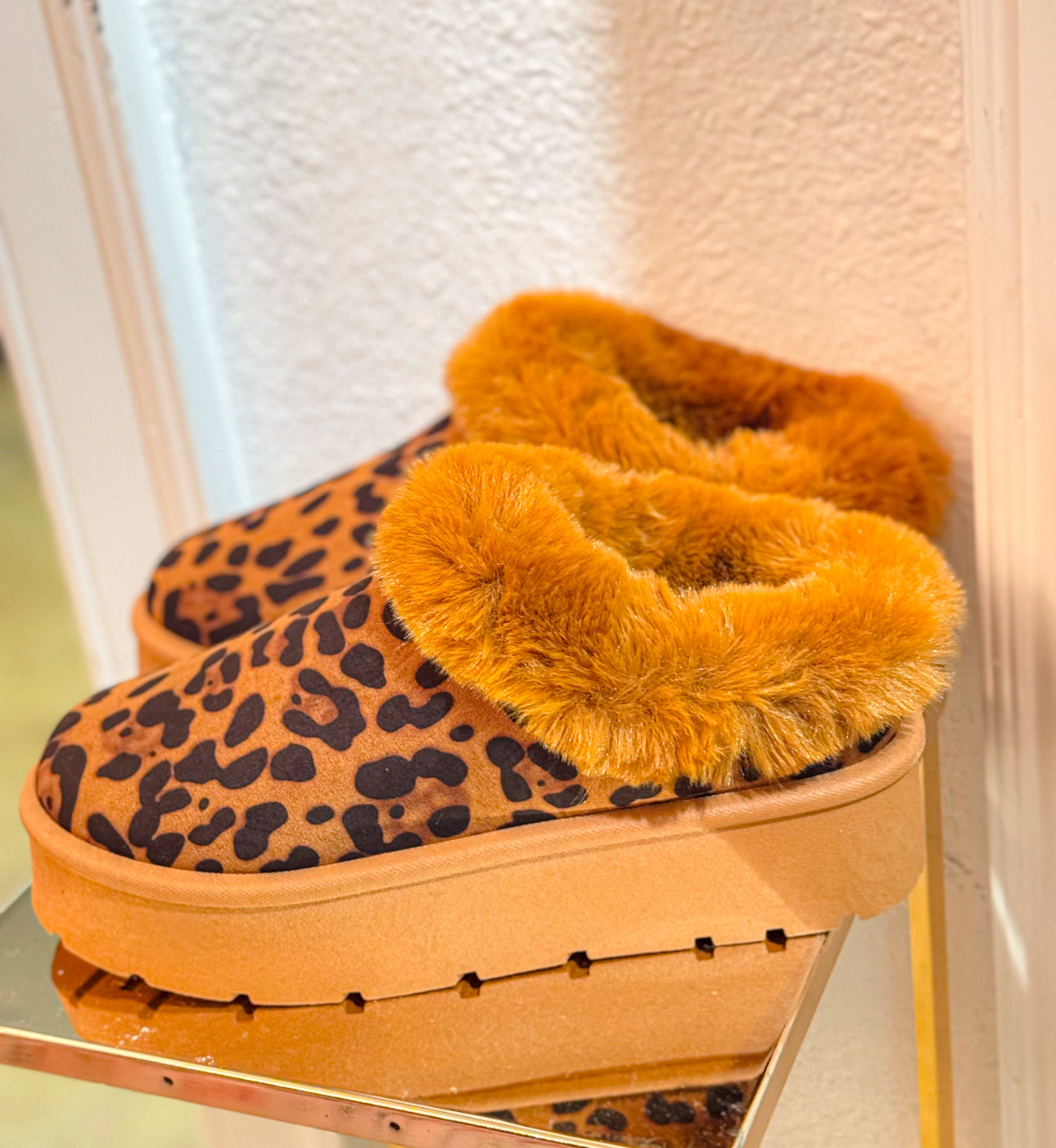 Leopard Print Platform Sole Closed Toe Fur Shoe