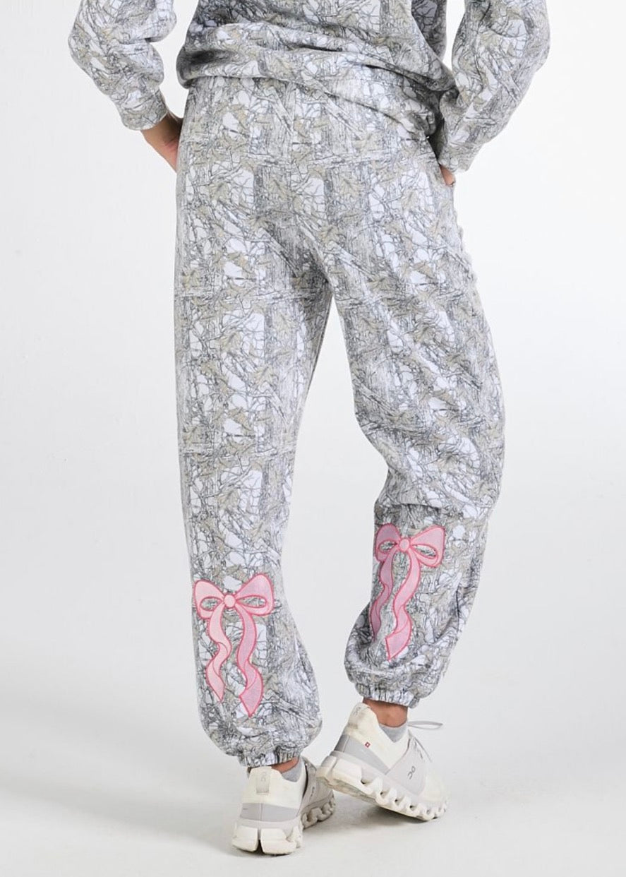 Simply Southern Camo Alice Joggers