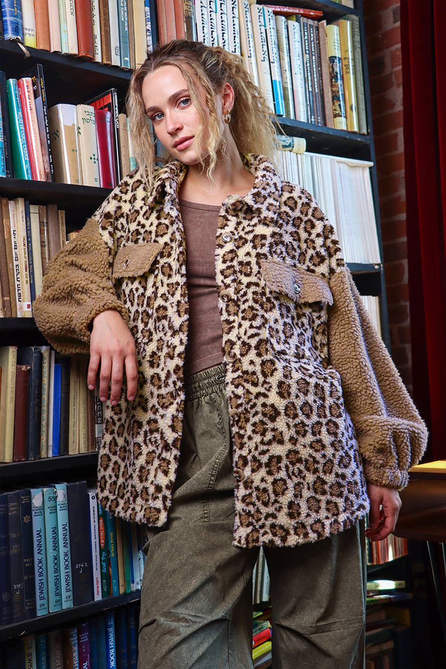 OVERSIZED LEOPARD PRINTED FLEECE JACKET